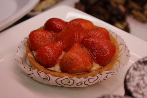 Strawberry Tart -  Lovely  Bridal Shower Dessert Ideas